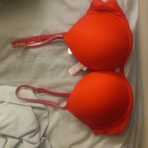 Victoria secret super push up bra